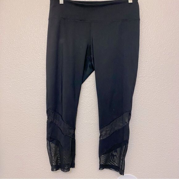 Z By Zella Womens Stretch hi rise Cropped capri Leggings Mesh Panels Size -Large - Picture 1 of 6